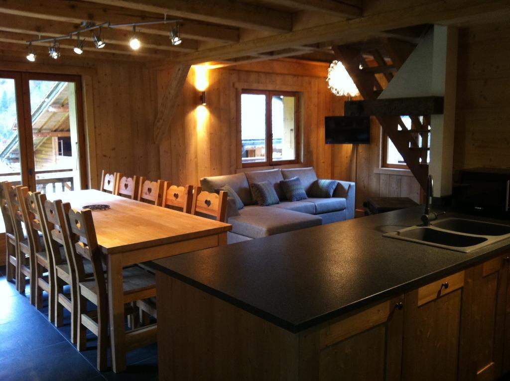 Chalet Narcisse Sixt-Fer-a-Cheval Room photo